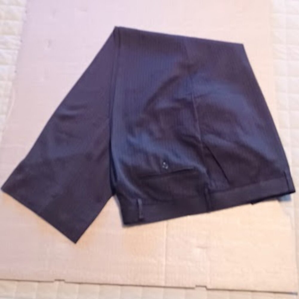 Evan-Picone Men's dress pants black with stripes, 39 X 32